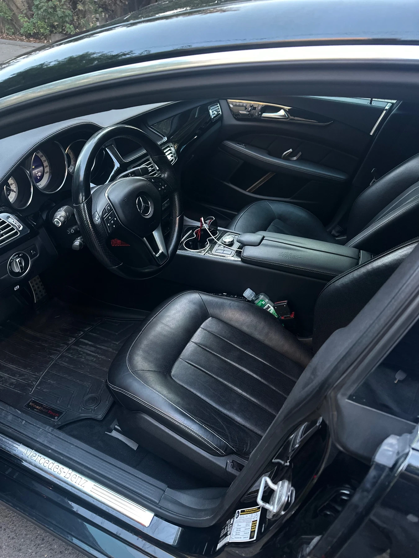 Mercedes-Benz CLS 500  - изображение 8