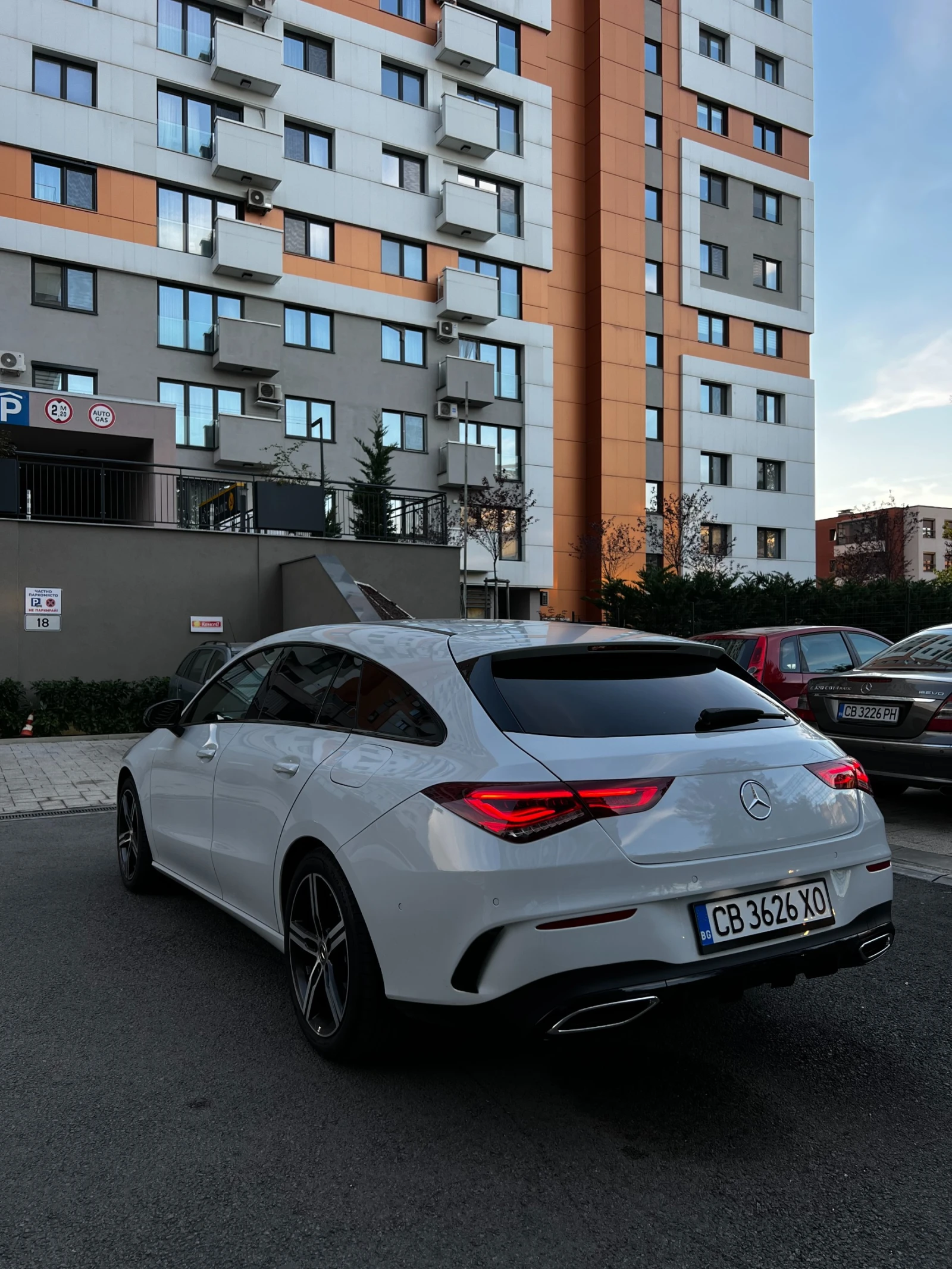 Mercedes-Benz CLA 200 2024 ГАРАНЦИОНЕН MULTIBEAM* AMBIENT* DISTR* LANE*  - изображение 3