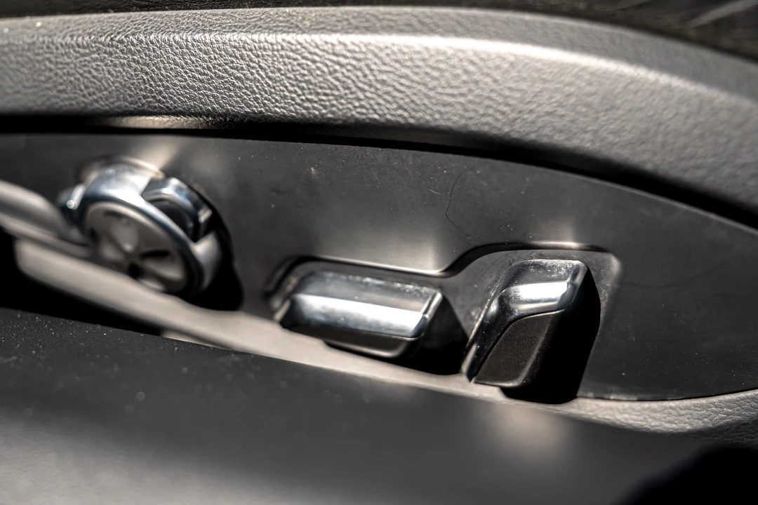 Audi R8 CARFAX* АВТОФИНАНСИРАНЕ* БЕЗ ПЪРВОНАЧАЛНА ВНОСКА*  - изображение 8