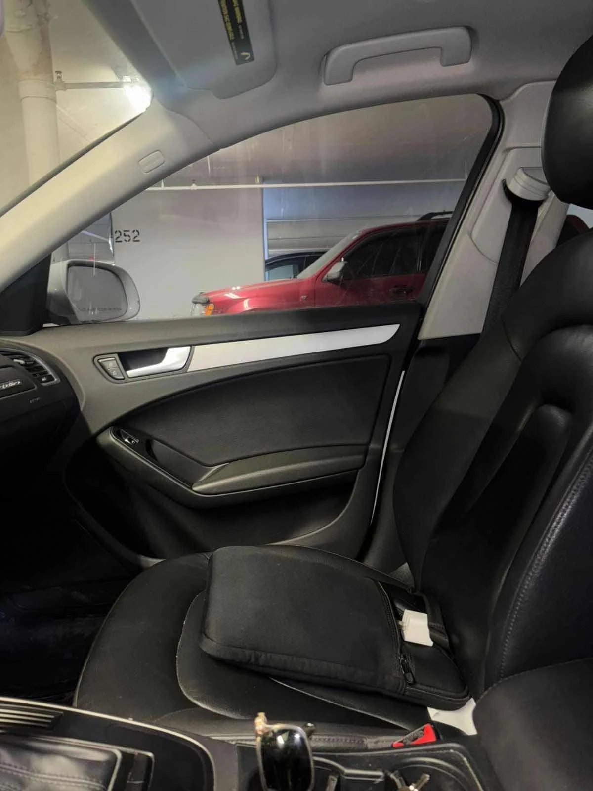 Audi A4 * Komfort plus * CARFAX * ЦЕНА ДО БГ, снимка 5 - Автомобили и джипове - 53950770