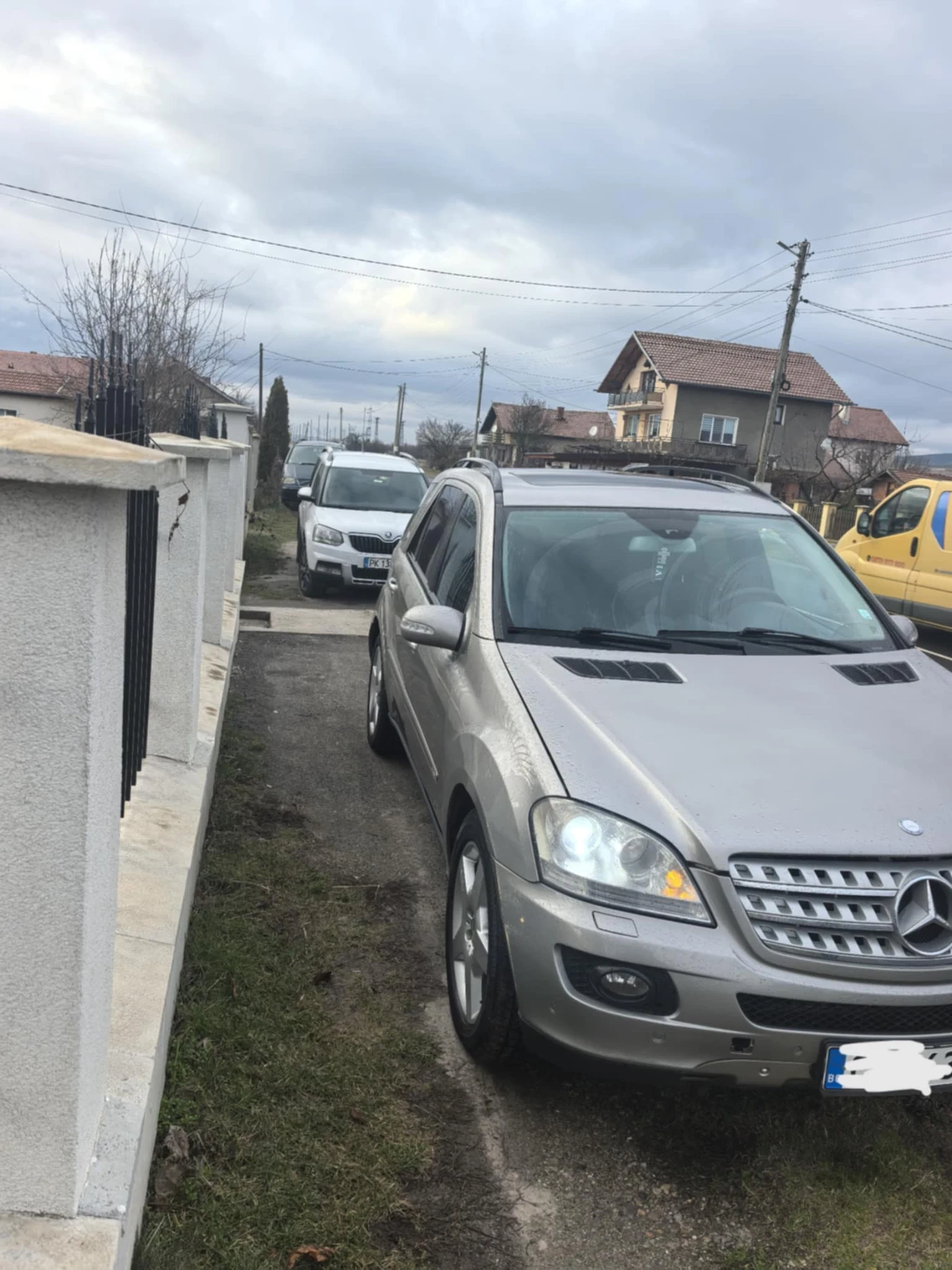 Mercedes-Benz 320, снимка 6 - Автомобили и джипове - 54070357