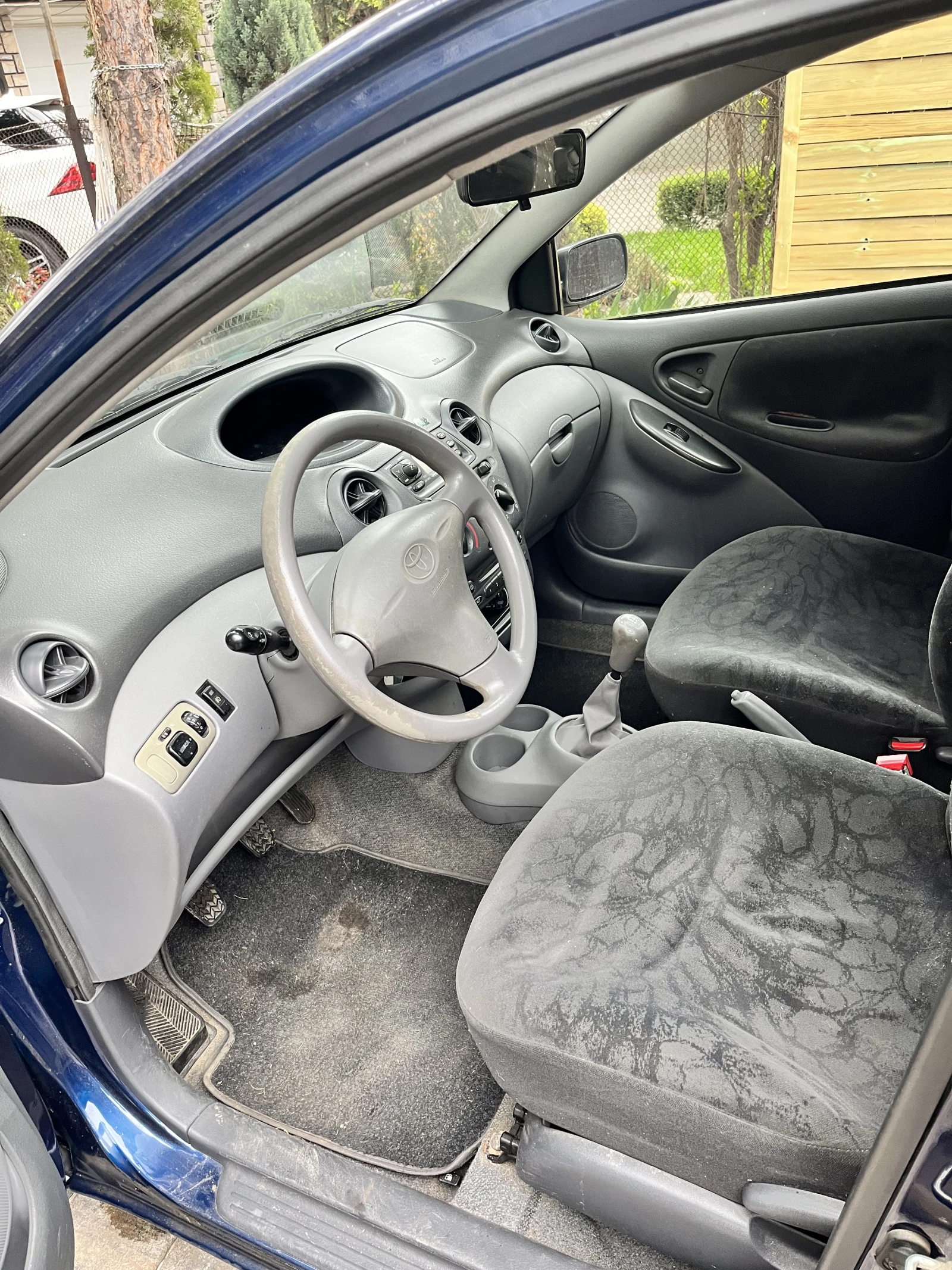 Toyota Yaris, снимка 8 - Автомобили и джипове - 54205004