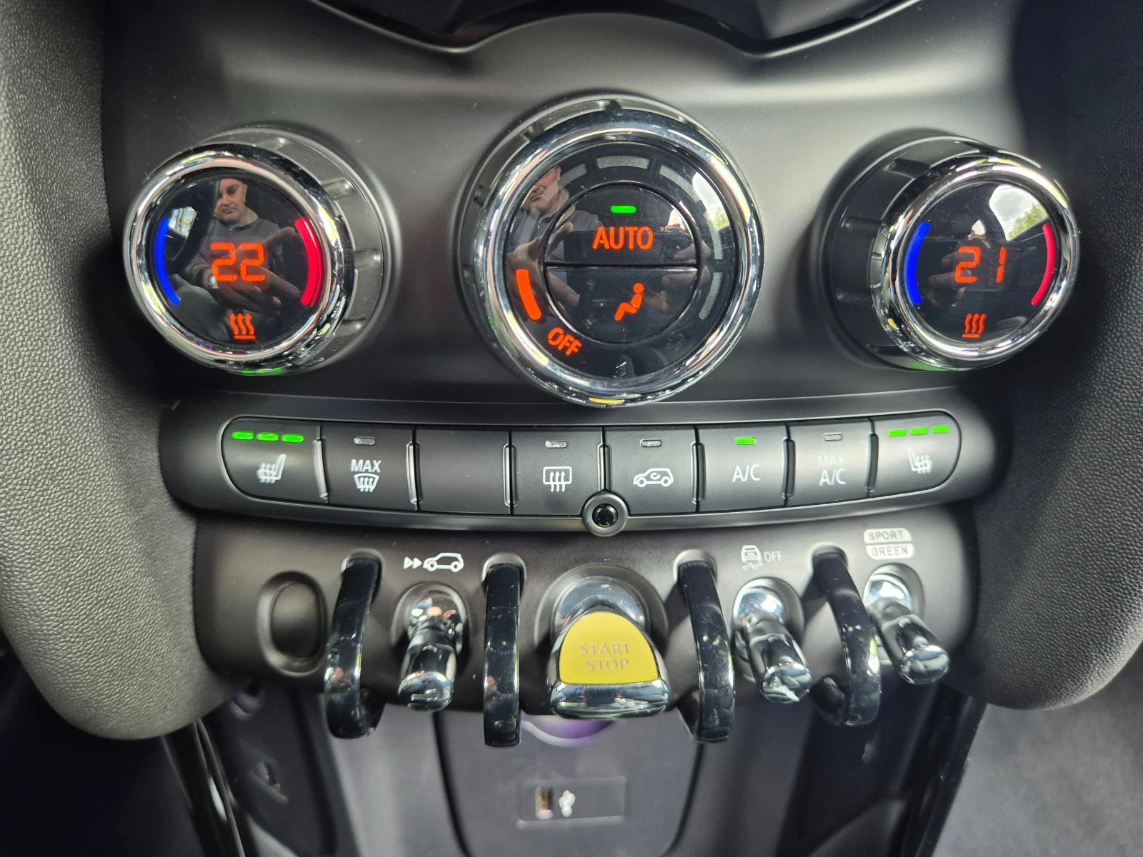 Mini Cooper s SE, снимка 11 - Автомобили и джипове - 54593651