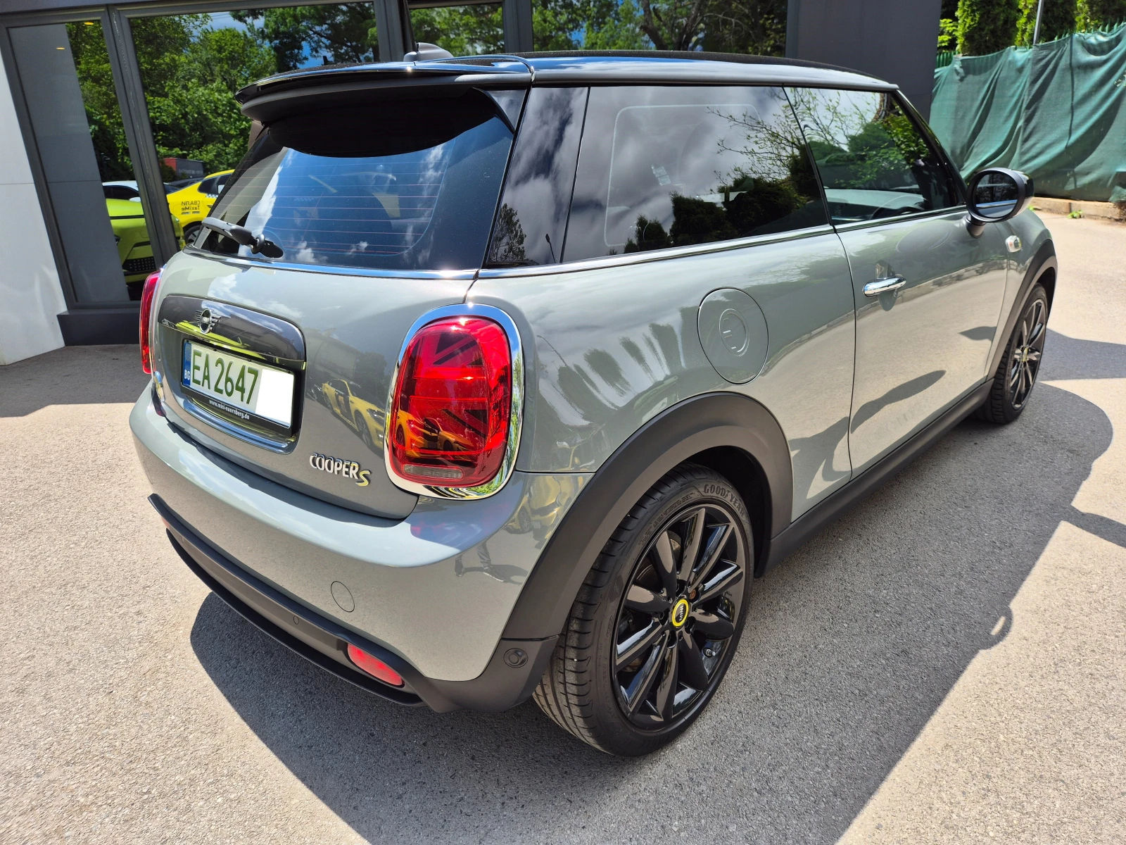 Mini Cooper s SE, снимка 4 - Автомобили и джипове - 54593651