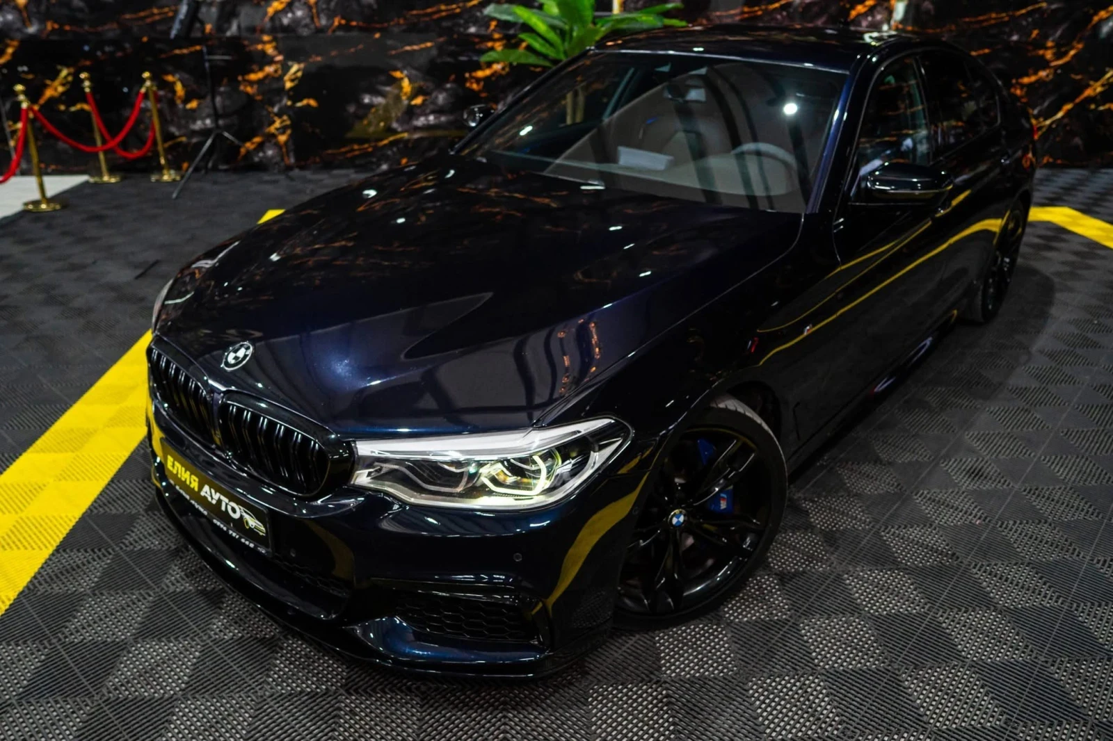 BMW 550 D XDRIVE FULL M PACK LED NAVI ЛИЗИНГ 100%, снимка 5 - Автомобили и джипове - 55056347