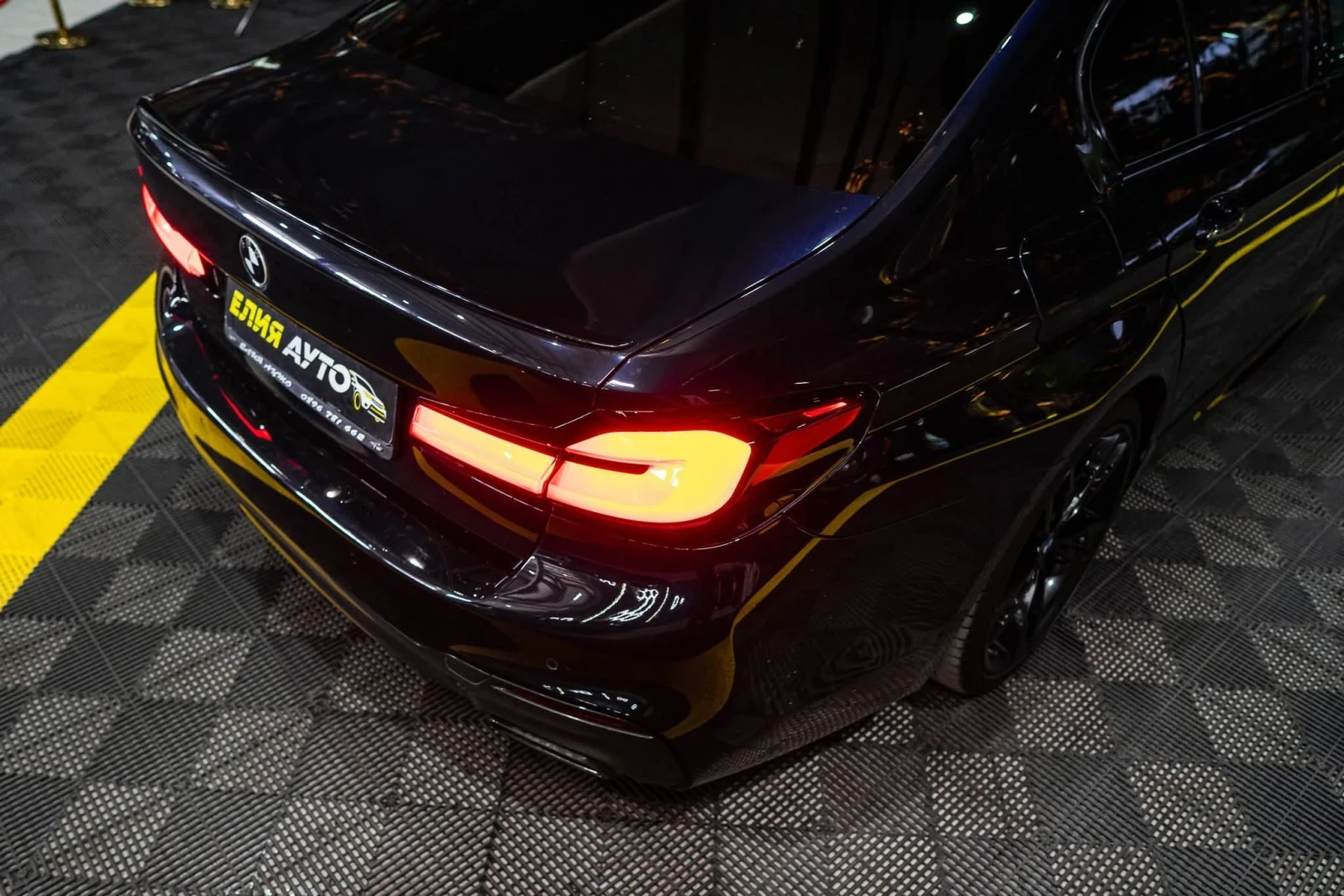 BMW 550 D XDRIVE FULL M PACK LED NAVI ЛИЗИНГ 100%, снимка 9 - Автомобили и джипове - 55056347