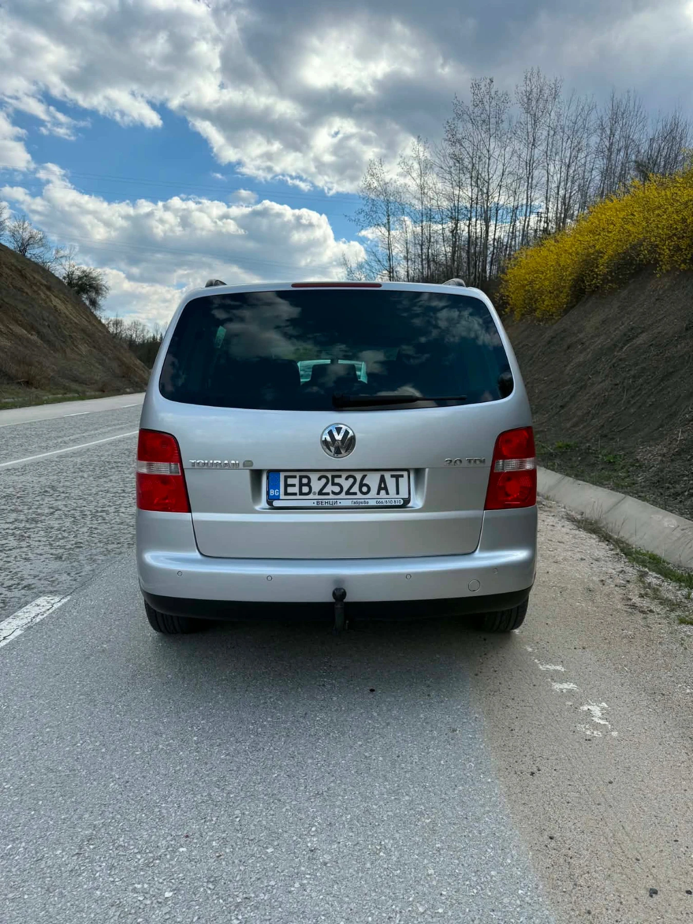 VW Touran, снимка 5 - Автомобили и джипове - 55407294