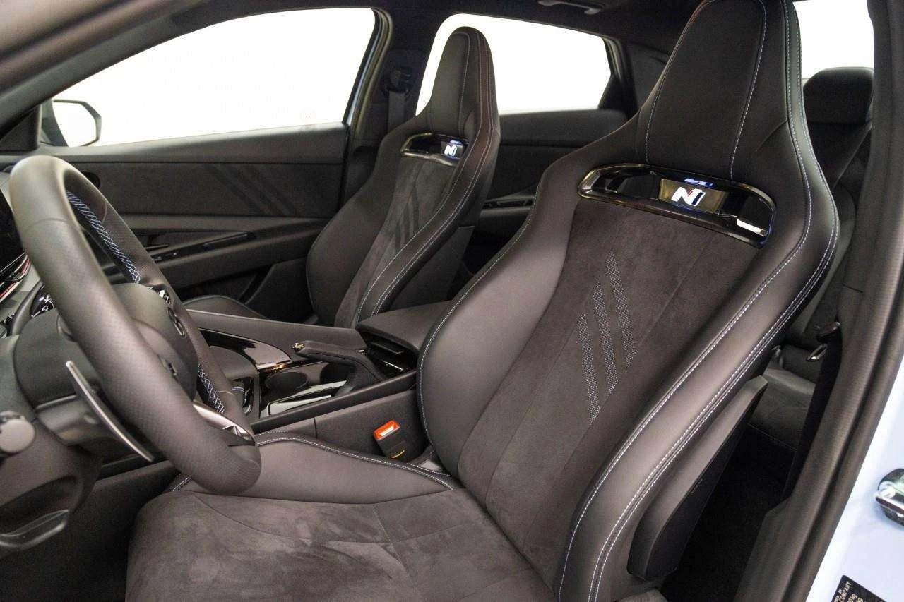 Hyundai Elantra N, ���� �� �������� | Mobile.bg � ����������� 16