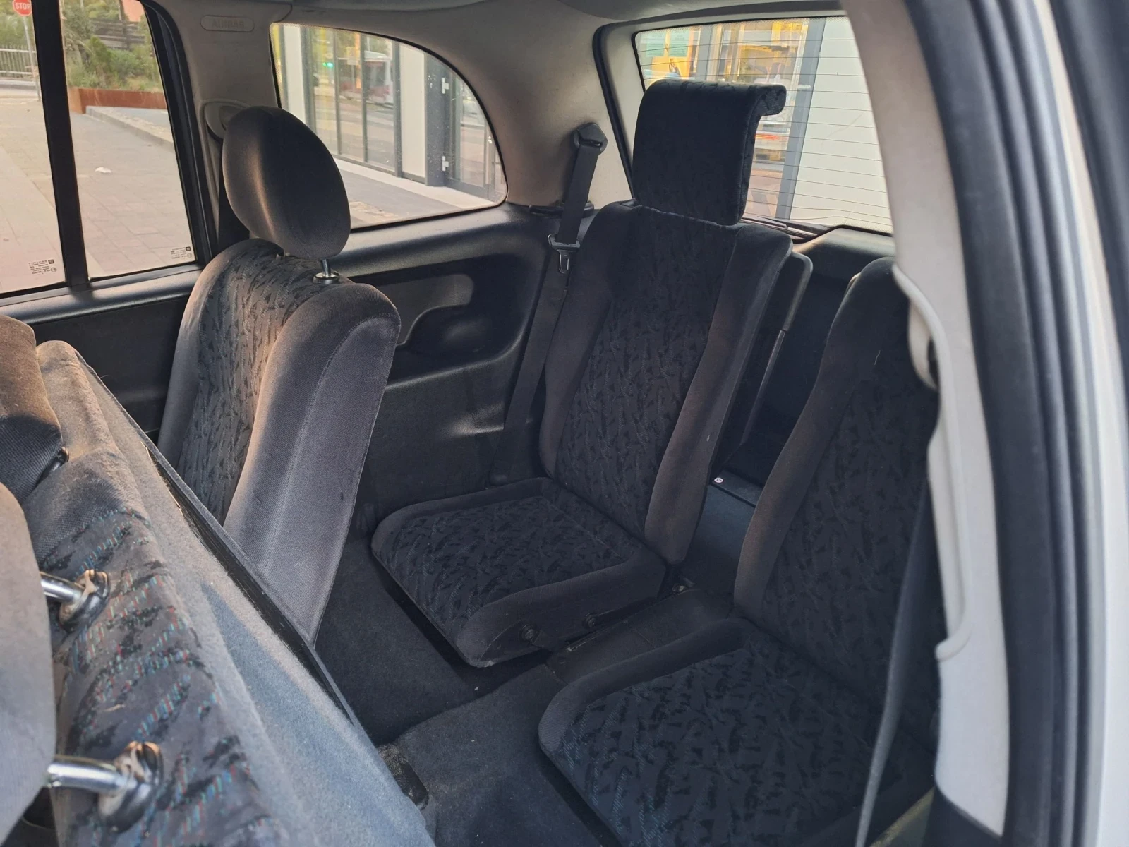 Opel Zafira 1.6 бензин метан 7 места, снимка 12 - Автомобили и джипове - 56260327