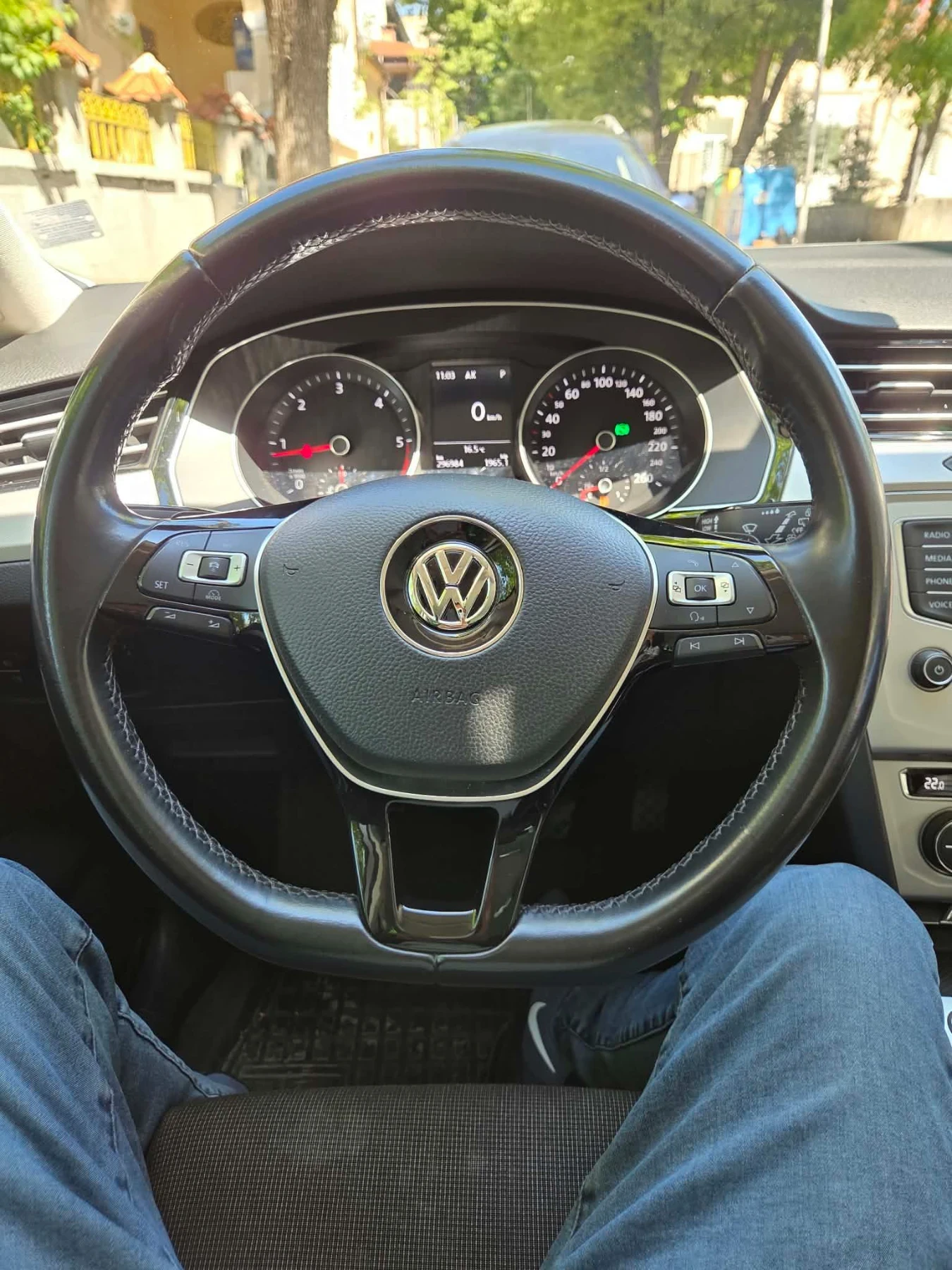 VW Passat 2.0 TDI (150 �.�) | Mobile.bg � ����������� 10