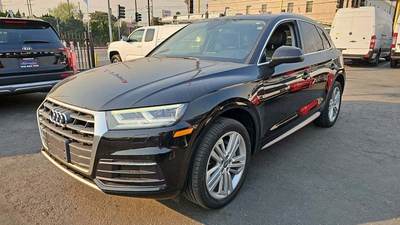 Audi Q5 2018 Audi Q5 Premium Plus, снимка 1 - Автомобили и джипове - 48701644