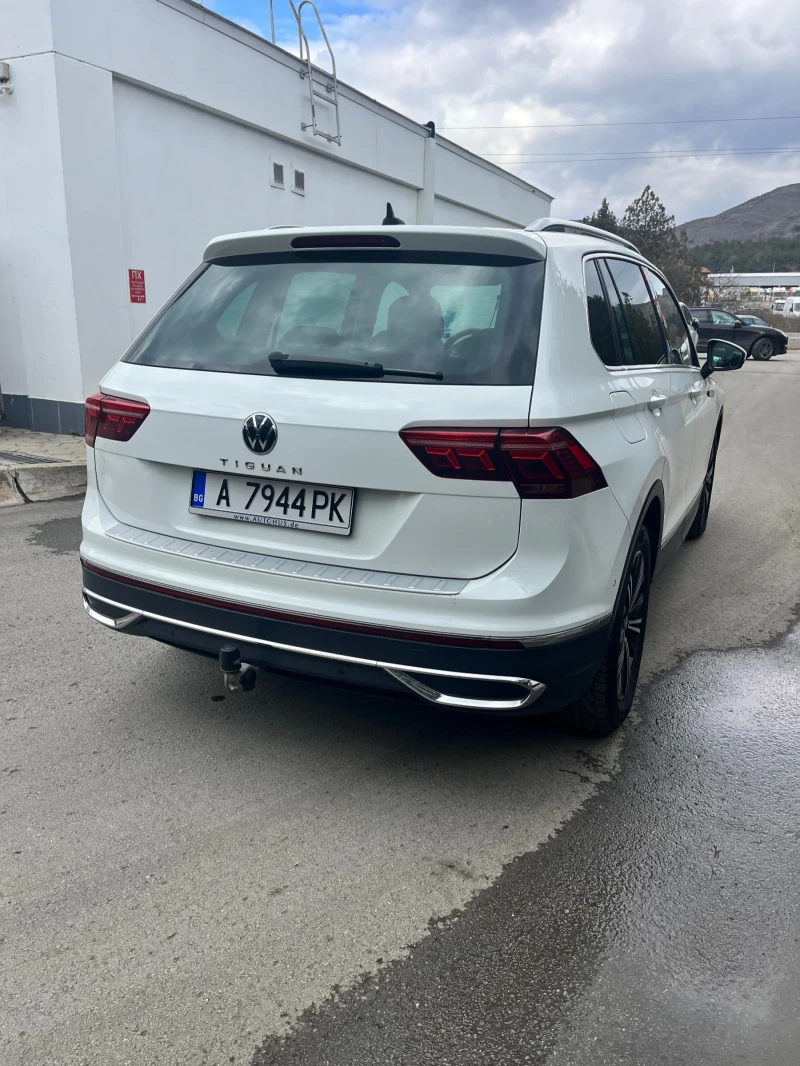 VW Tiguan, снимка 3 - Автомобили и джипове - 49351678