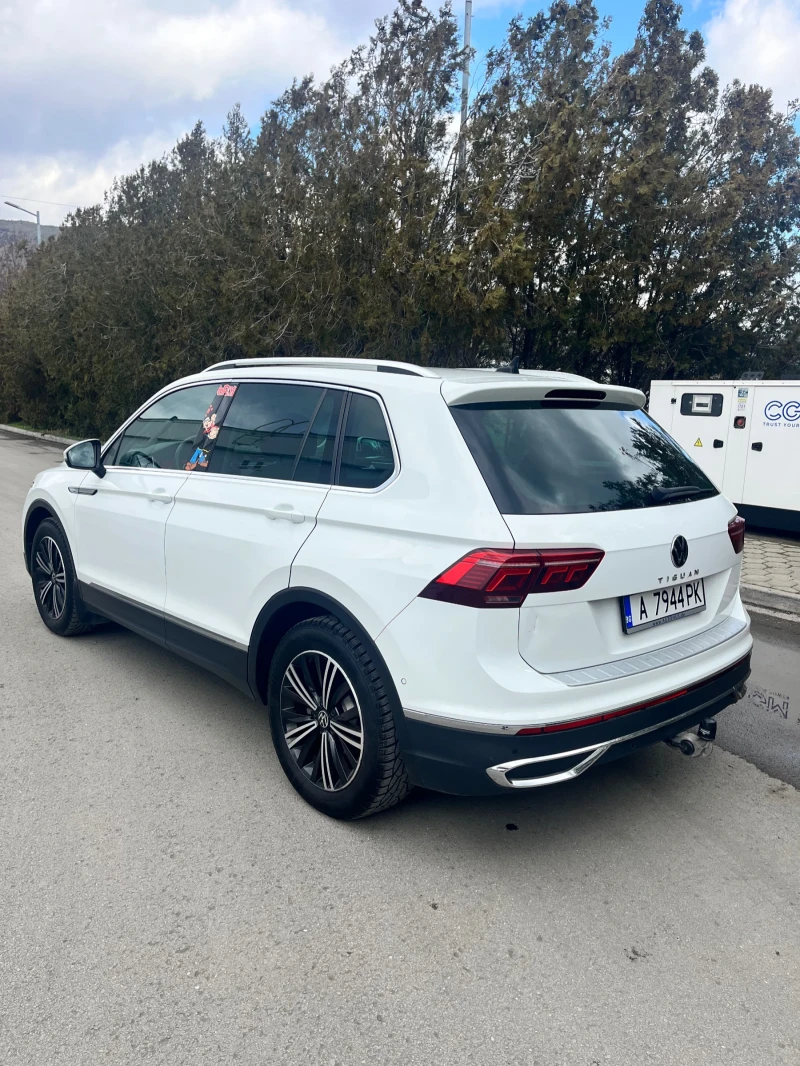 VW Tiguan, снимка 2 - Автомобили и джипове - 49351678