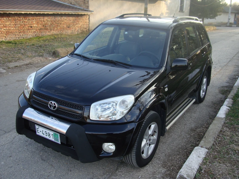 Toyota Rav4 2.0 Гърция, снимка 1 - Автомобили и джипове - 49406458