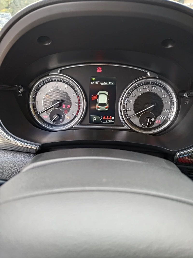 Suzuki Vitara, снимка 8 - Автомобили и джипове - 52652245