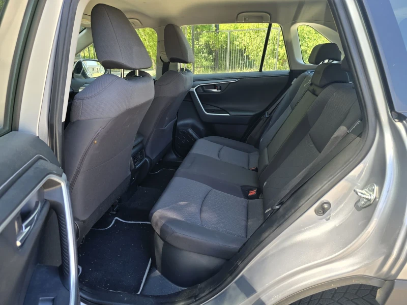 Toyota Rav4 2.5 HYBRID/4Х4/LED/ ГАРАНЦИЯ , снимка 10 - Автомобили и джипове - 52651720