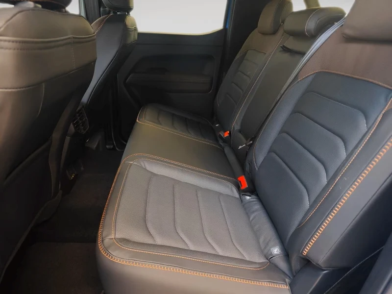 VW Amarok PANAMERICANA* IQ HD MATRIX* HEAD UP* 360!!!, снимка 8 - Автомобили и джипове - 53209990