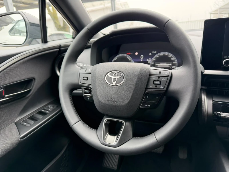 Toyota C-HR 1.8/HEV/BSM/, снимка 10 - Автомобили и джипове - 53457681