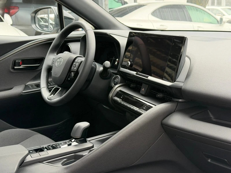 Toyota C-HR 1.8/HEV/BSM/, снимка 13 - Автомобили и джипове - 53457681