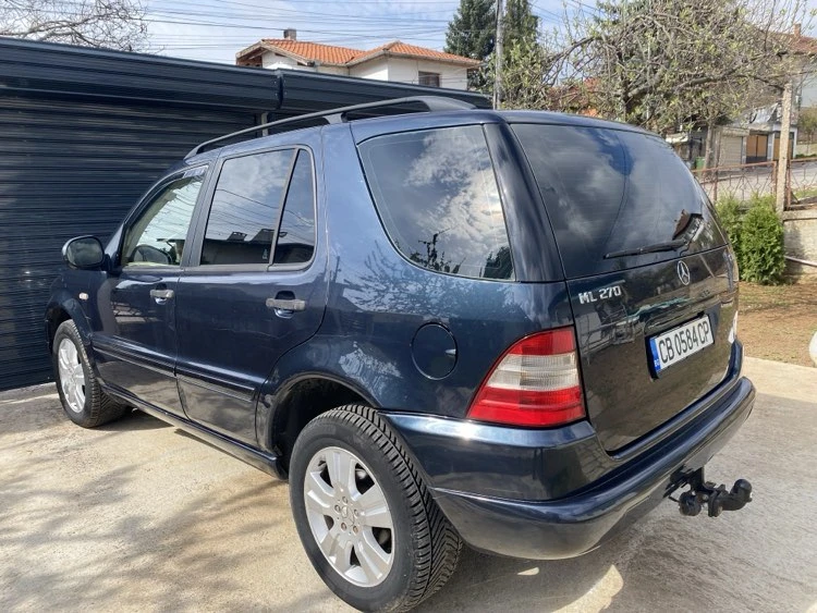 Mercedes-Benz ML 270  - изображение 4