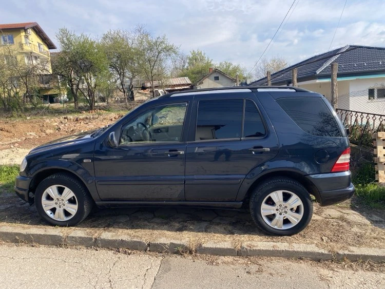 Mercedes-Benz ML 270  - изображение 2