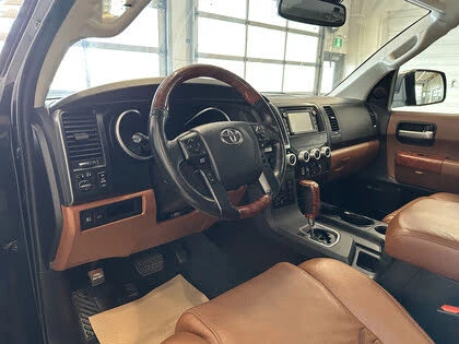 Toyota Sequoia, снимка 3 - Автомобили и джипове - 53862973