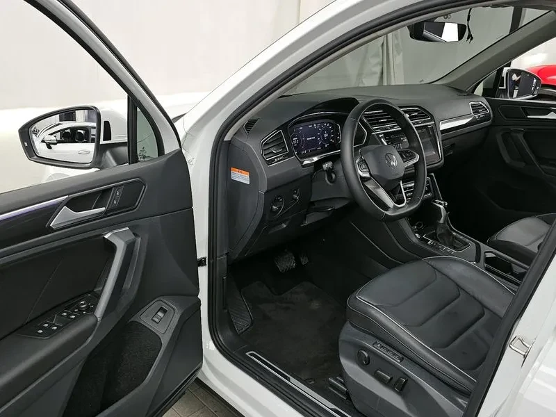 VW Tiguan 2.0 Tdi Prestige, снимка 10 - Автомобили и джипове - 55748317