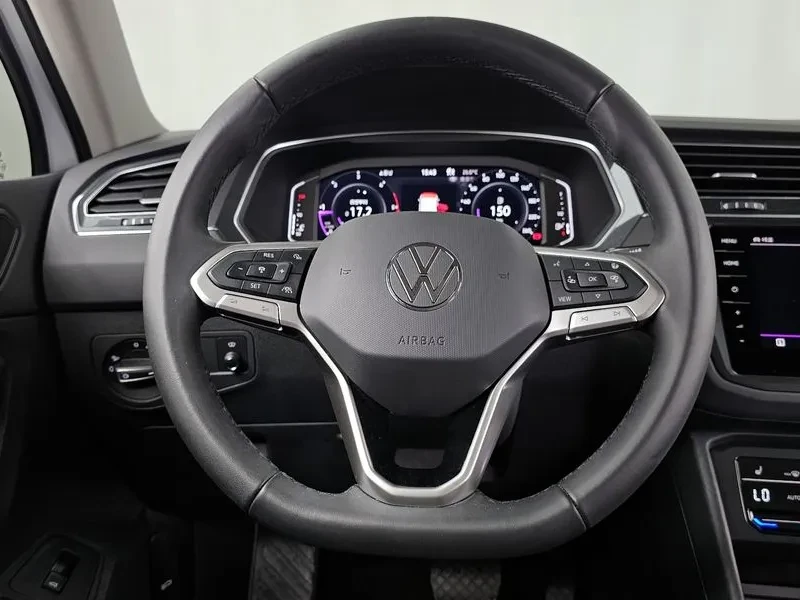 VW Tiguan 2.0 Tdi Prestige, снимка 13 - Автомобили и джипове - 55748317