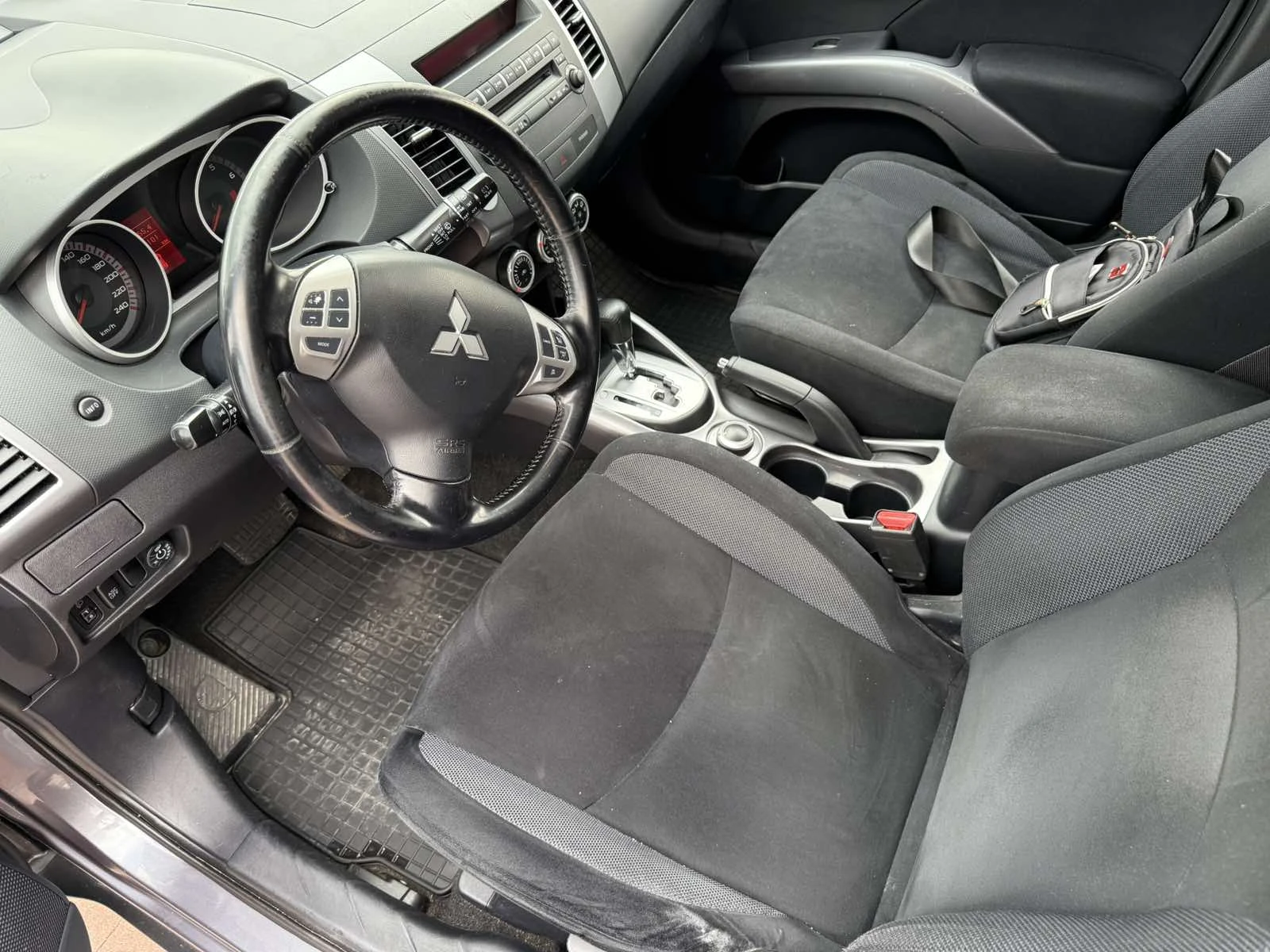 Mitsubishi Outlander Outlander II - изображение 10