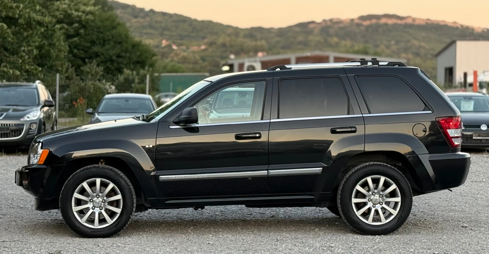 Jeep Grand cherokee 3.0D 218к.с * Overland* * Италия* * Автоматик*  - изображение 7