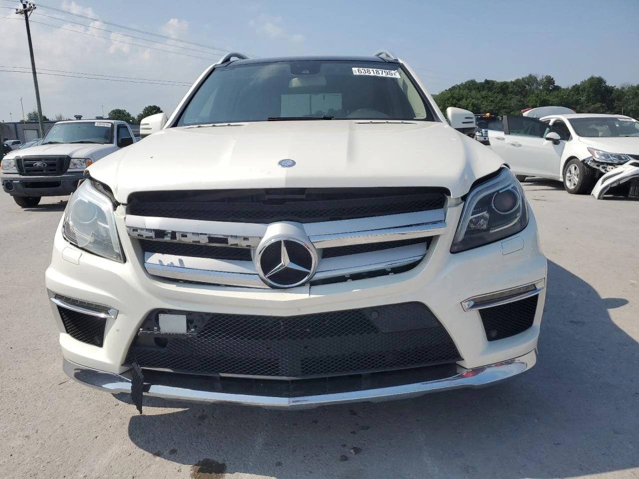 Mercedes-Benz GL 550 AMG-Pack* Обдух* Harman/Kardon* Масаж* ТВ* Пано*  - изображение 6