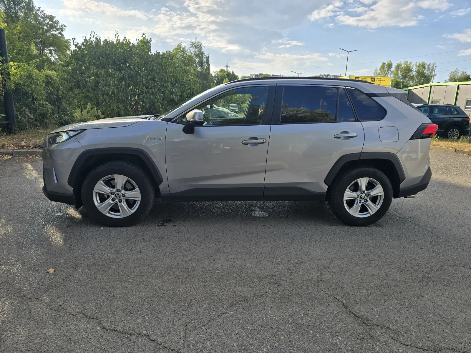 Toyota Rav4 2.5 HYBRID/4Х4/LED/ ГАРАНЦИЯ  - изображение 8