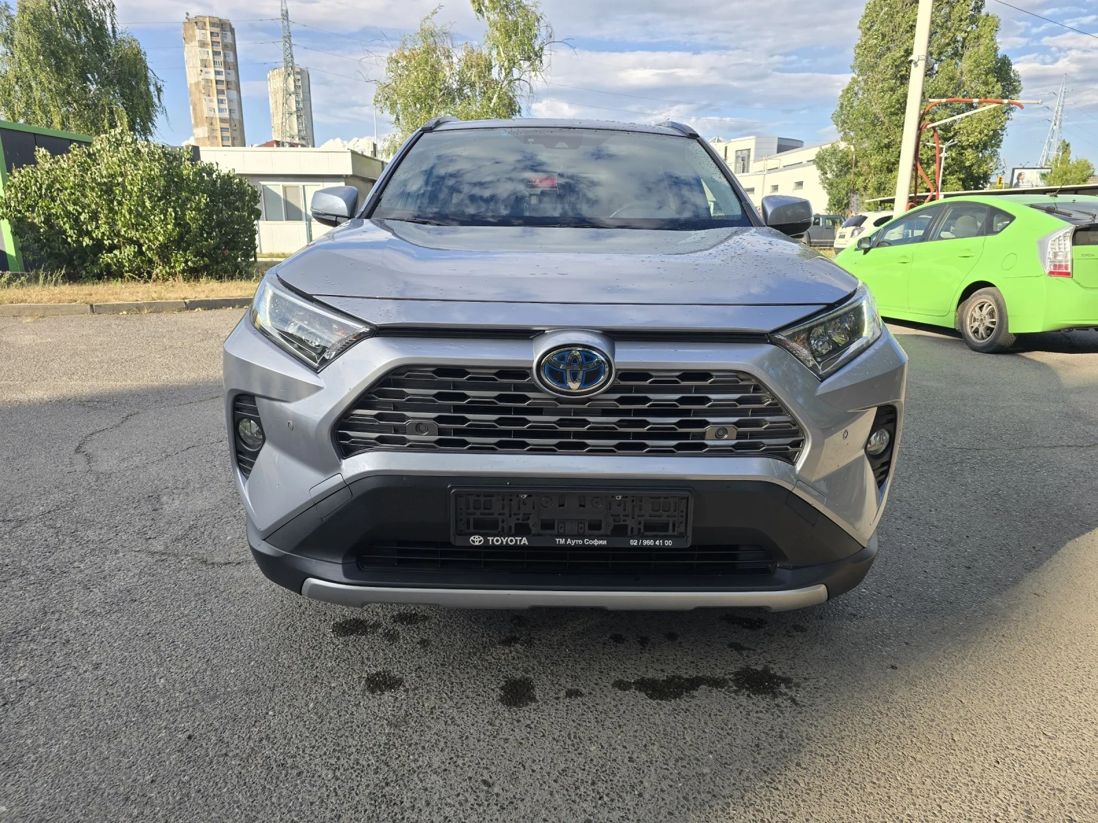 Toyota Rav4 2.5 HYBRID/4Х4/LED/ ГАРАНЦИЯ  - изображение 2