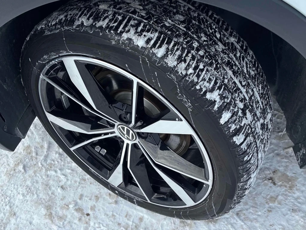 VW Tiguan * Highline R Line * CARFAX * ���� �� �� | Mobile.bg � ����������� 7