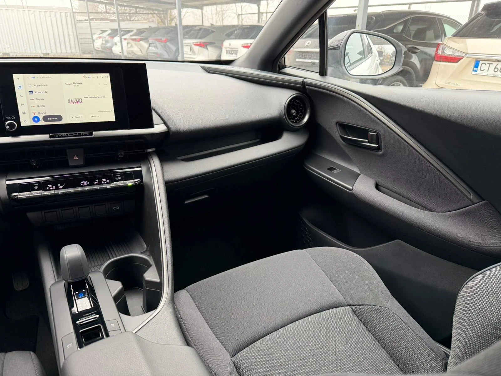 Toyota C-HR 1.8/HEV/BSM/ | Mobile.bg � ����������� 12