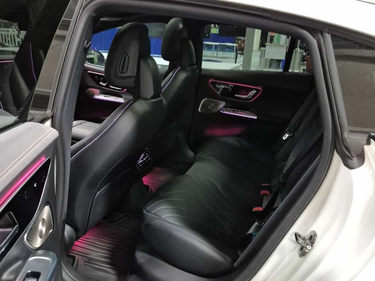 Mercedes-Benz EQE 500| BURMESTER| HUD| 360| ���������|  | Mobile.bg � ����������� 11