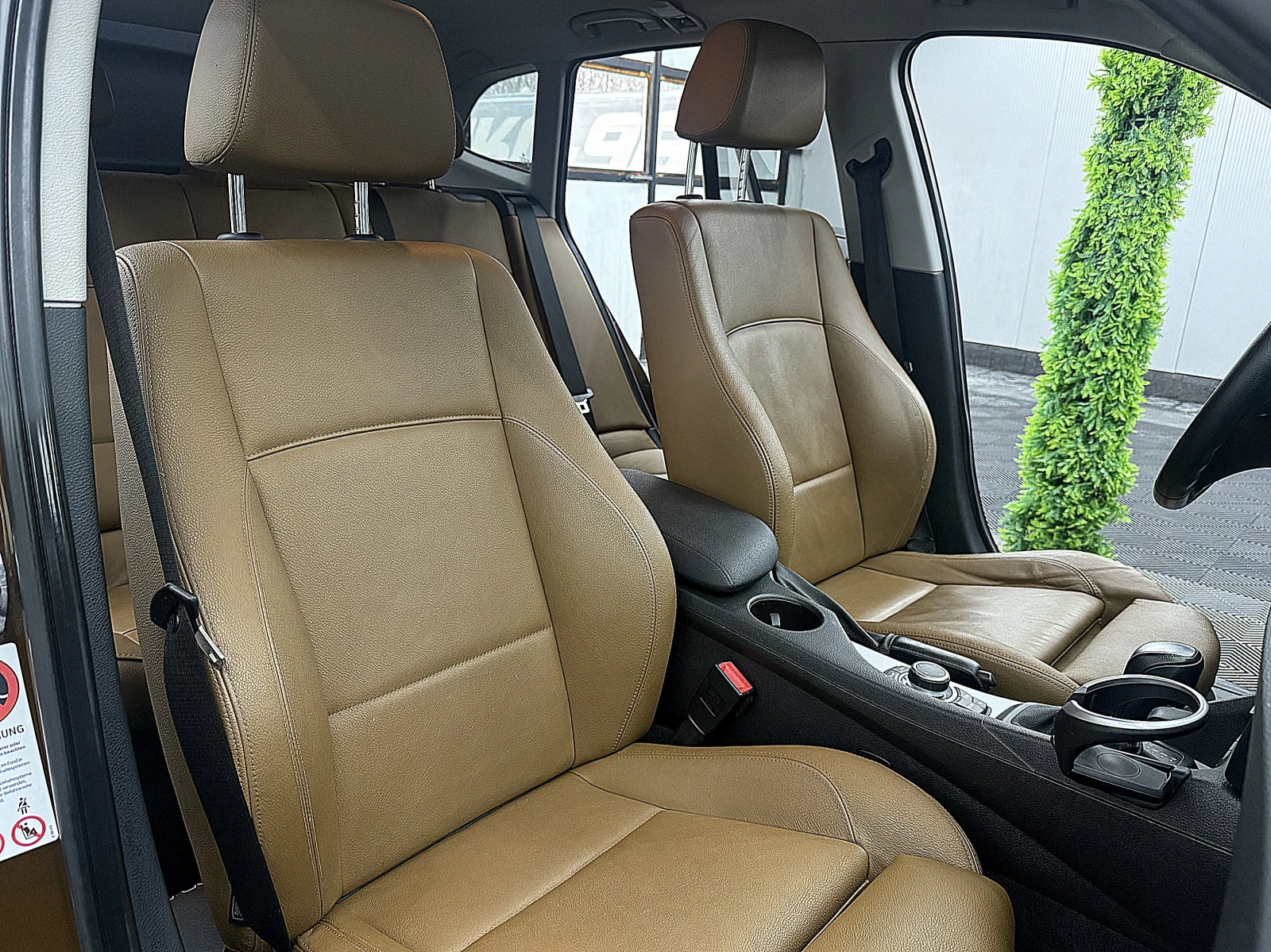 BMW X1 Xdrive/NAVI/PODGREV/СОБСТВЕН ЛИЗИНГ, снимка 14 - Автомобили и джипове - 53987546