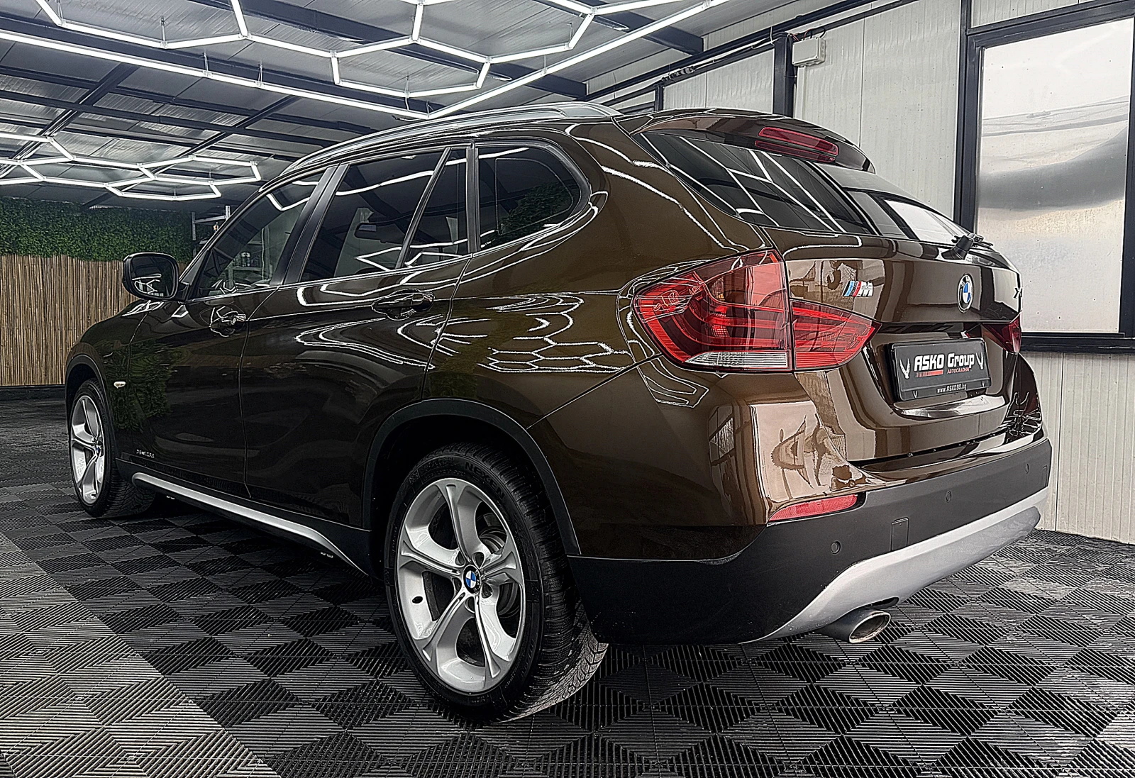 BMW X1 Xdrive/NAVI/PODGREV/СОБСТВЕН ЛИЗИНГ, снимка 4 - Автомобили и джипове - 53987546