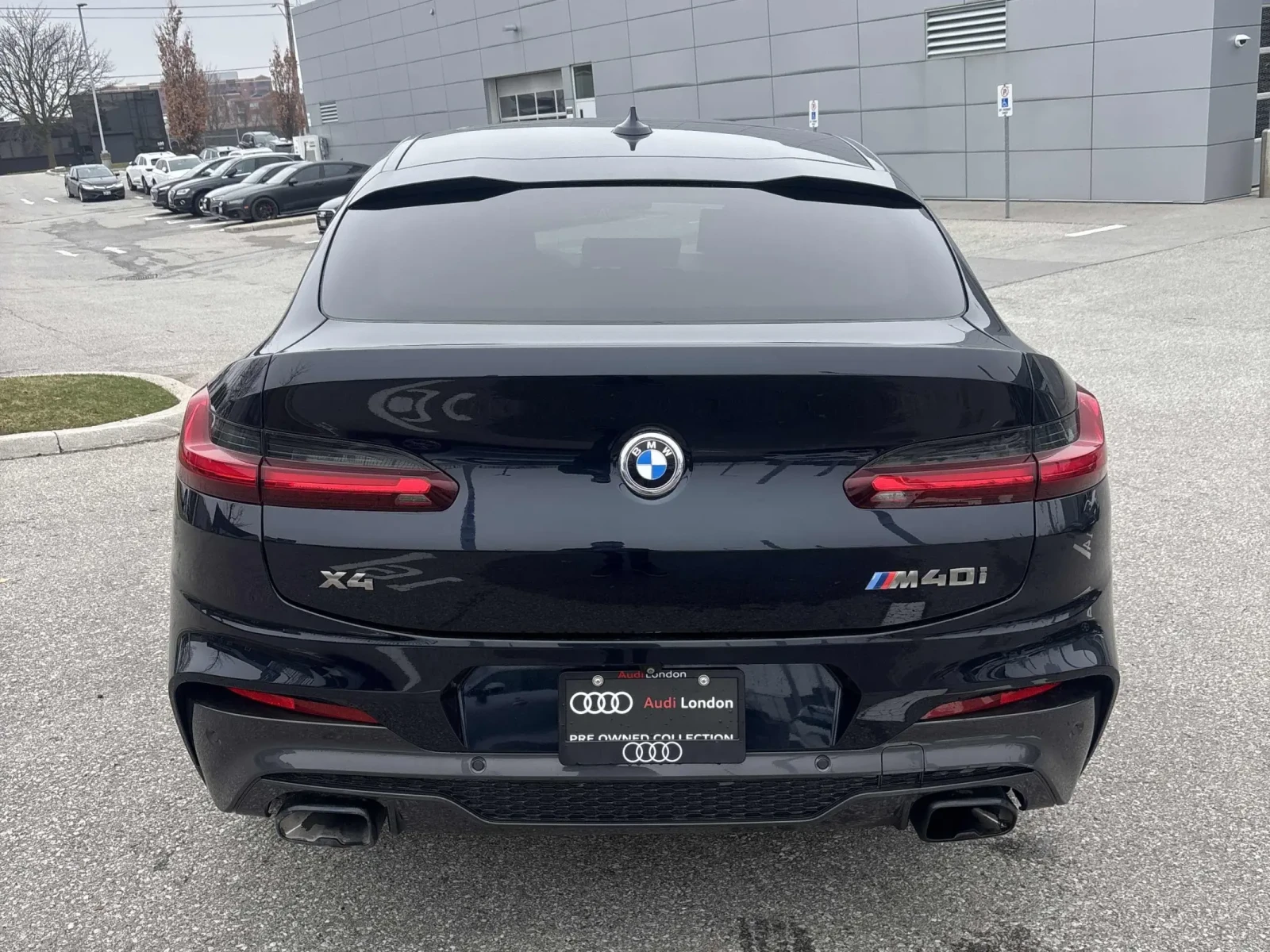 BMW X4 M40I* ДИГИТАЛНО* ТАБЛО* ПОДГРЕВ* КАМЕРА* КЕЙЛЕС* М, снимка 5 - Автомобили и джипове - 54091317