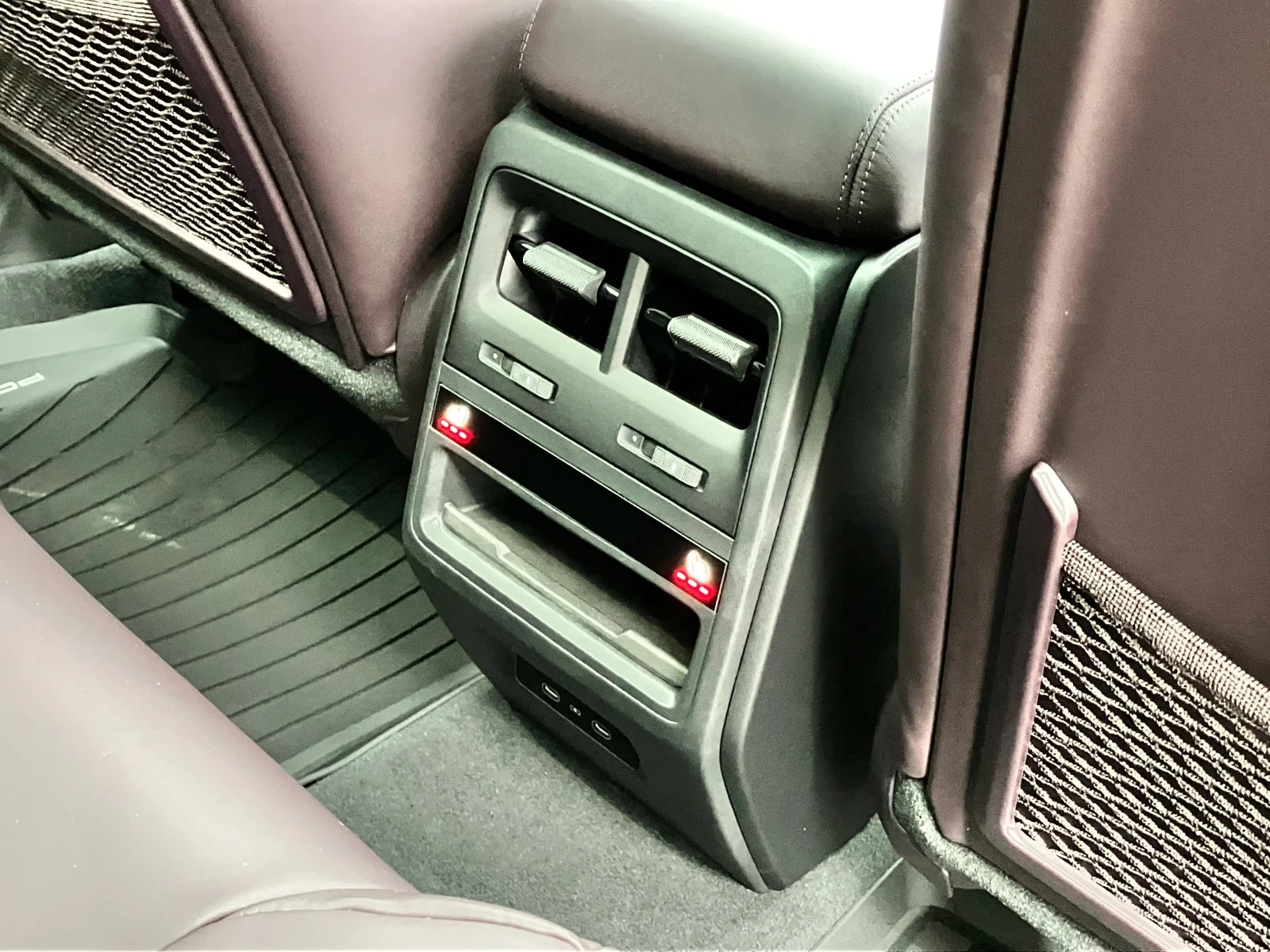 Porsche Macan 4, снимка 15 - Автомобили и джипове - 54141457