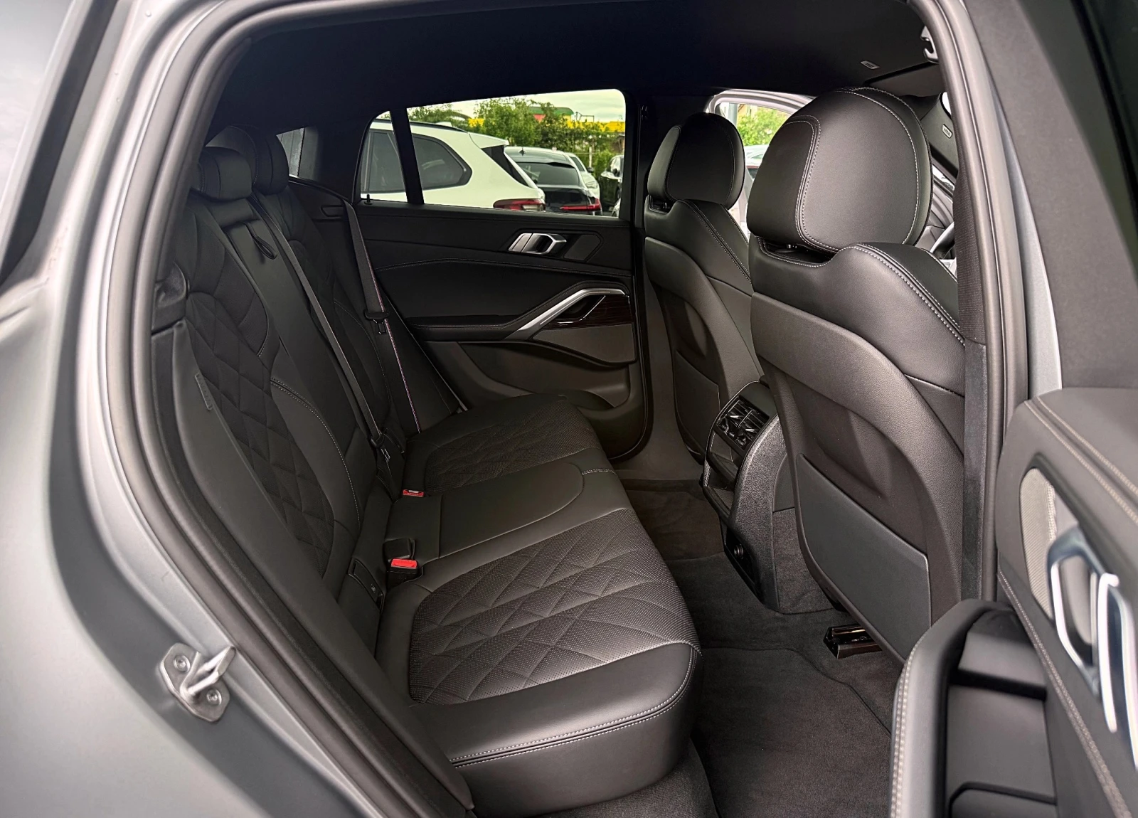 BMW X6 30d xDrive M-Sport, снимка 11 - Автомобили и джипове - 54842952