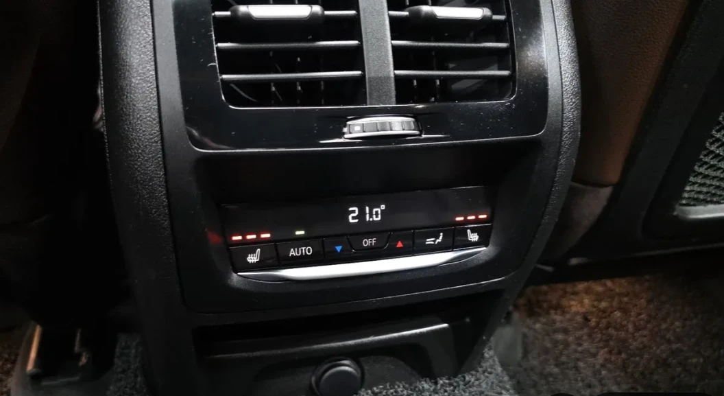 BMW X3 * АвтоКредит* (ЦЕНА ДО БГ), снимка 16 - Автомобили и джипове - 55491792