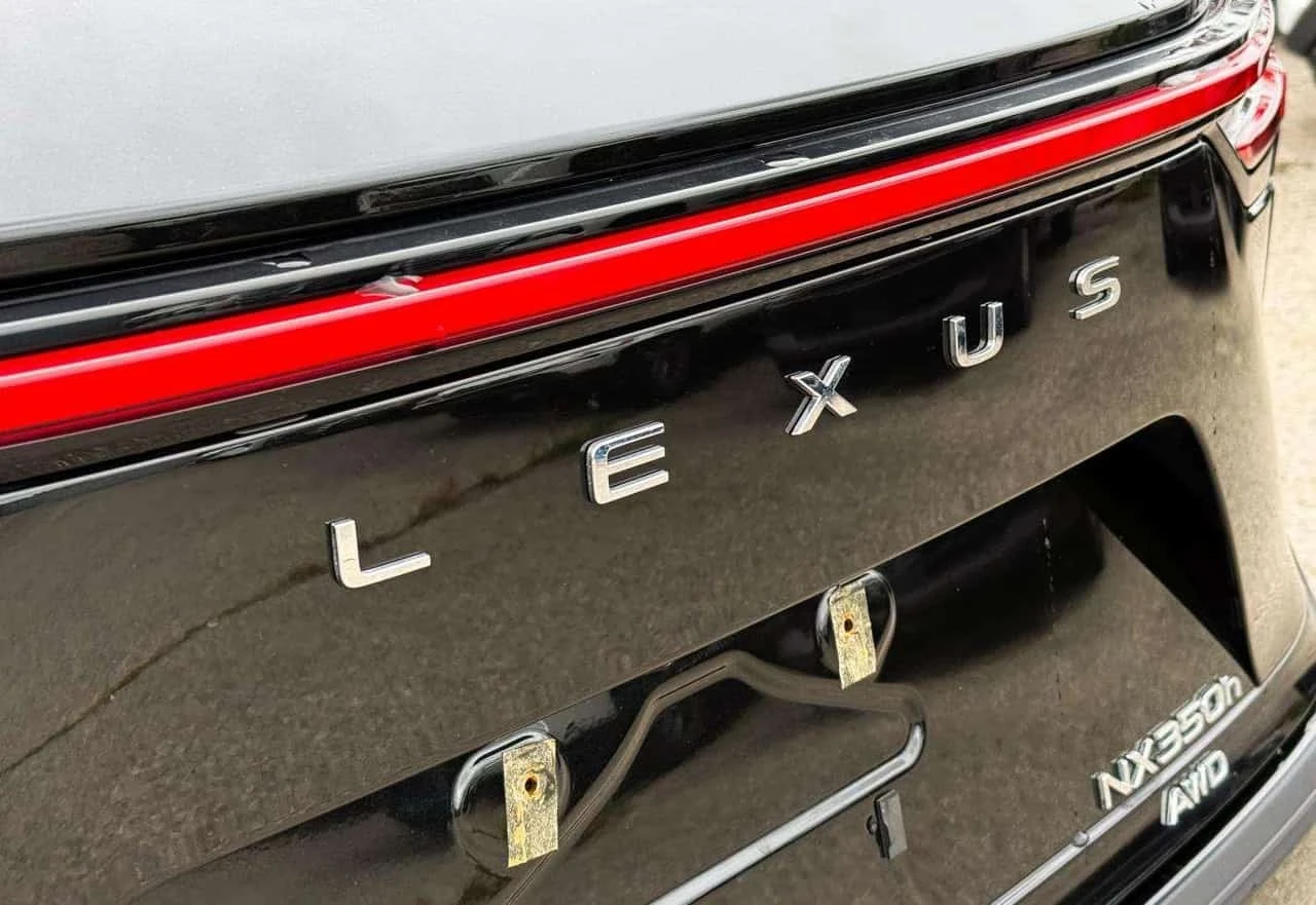Lexus NX * 350h Certified | Signature Grade | No Accident | | Mobile.bg � ����������� 16