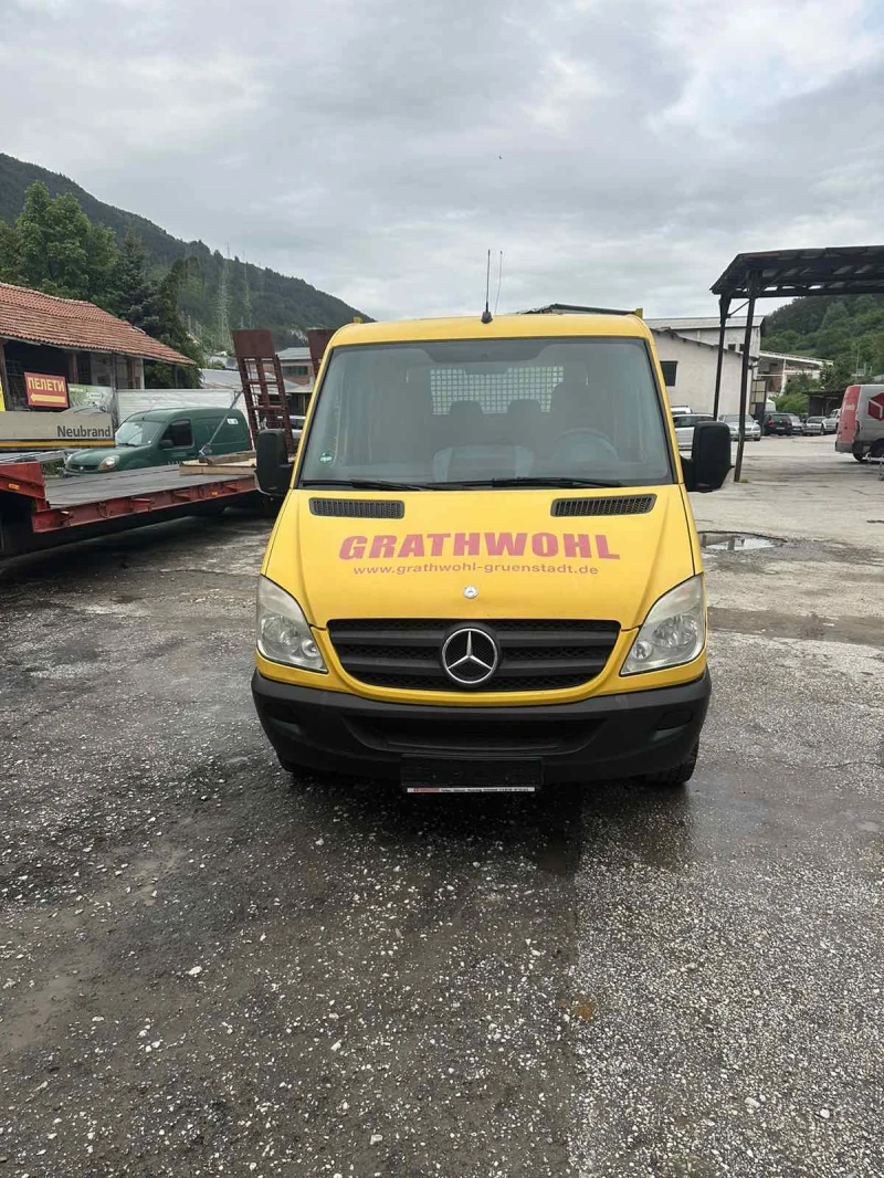 Mercedes-Benz Sprinter 215 CDI * ДВОЙНА КАБИНА* БОРДОВИ, снимка 2 - Бусове и автобуси - 52615151
