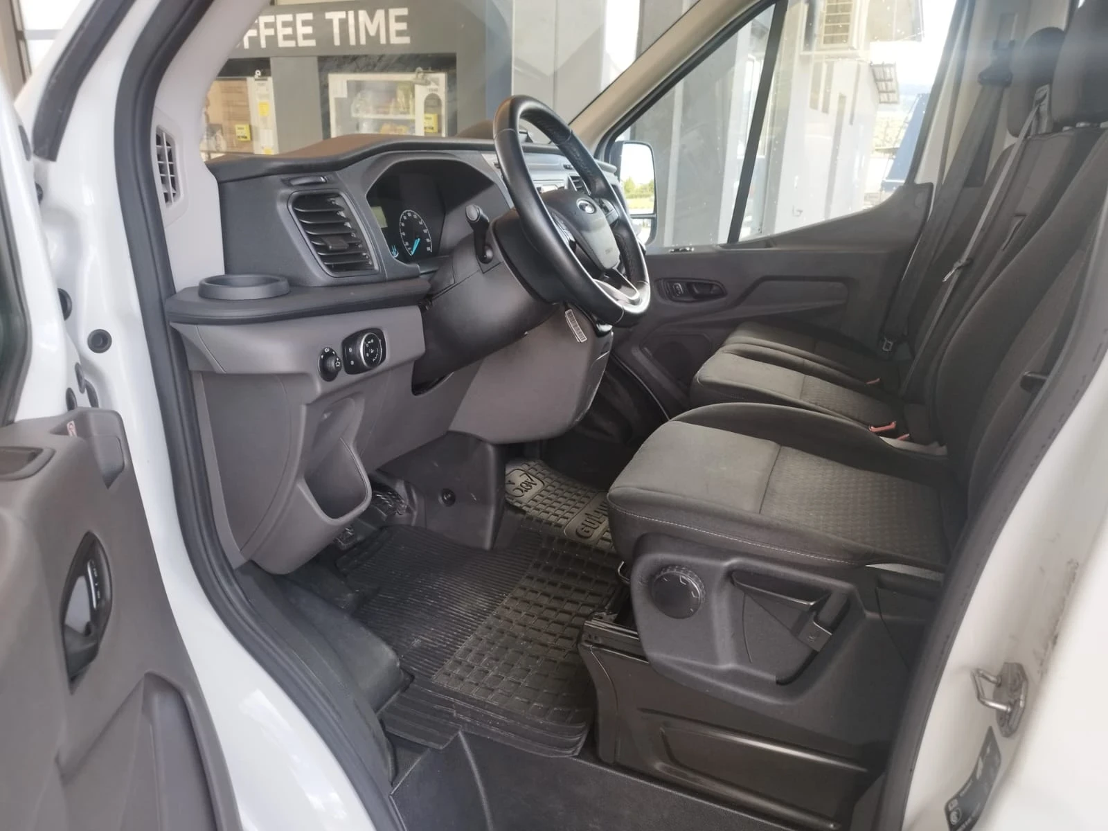 Ford Transit, снимка 4 - Бусове и автобуси - 55232738