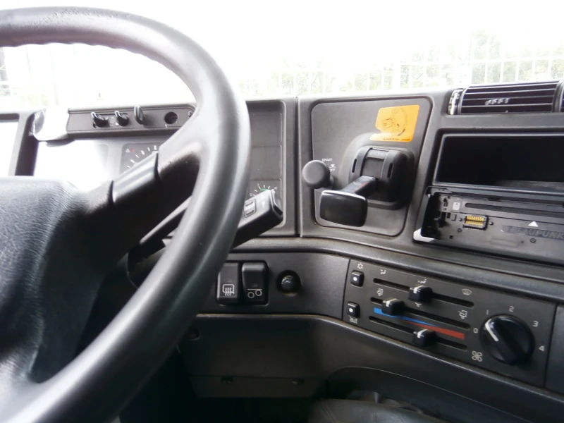 Volvo Fm 7 NOV VNOS MULTILIFT+ KRAN, снимка 12 - Камиони - 49975205