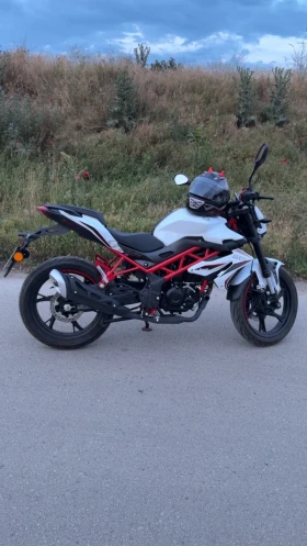Benelli 125 BN 125, снимка 2