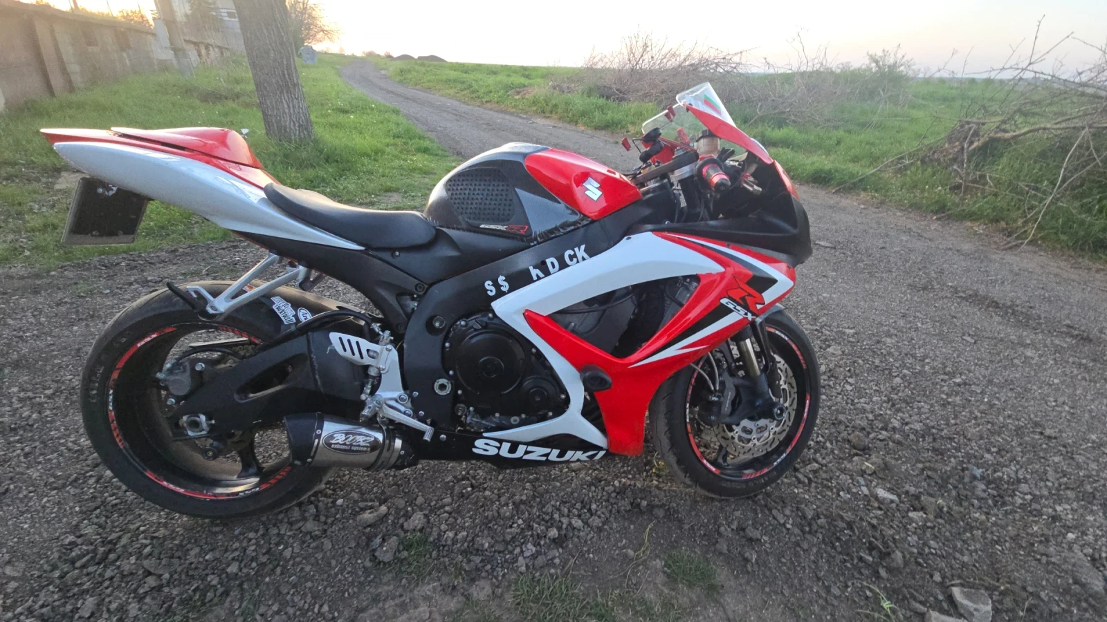 Suzuki Gsxr K7 - изображение 2
