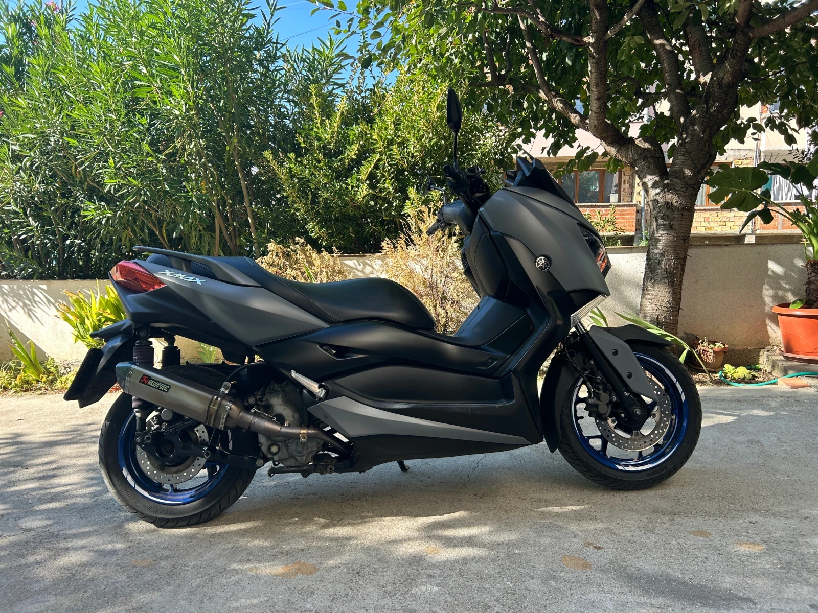 Yamaha X-max 300i ABS , TCS , LED, снимка 3 - Мотоциклети и мототехника - 56092006
