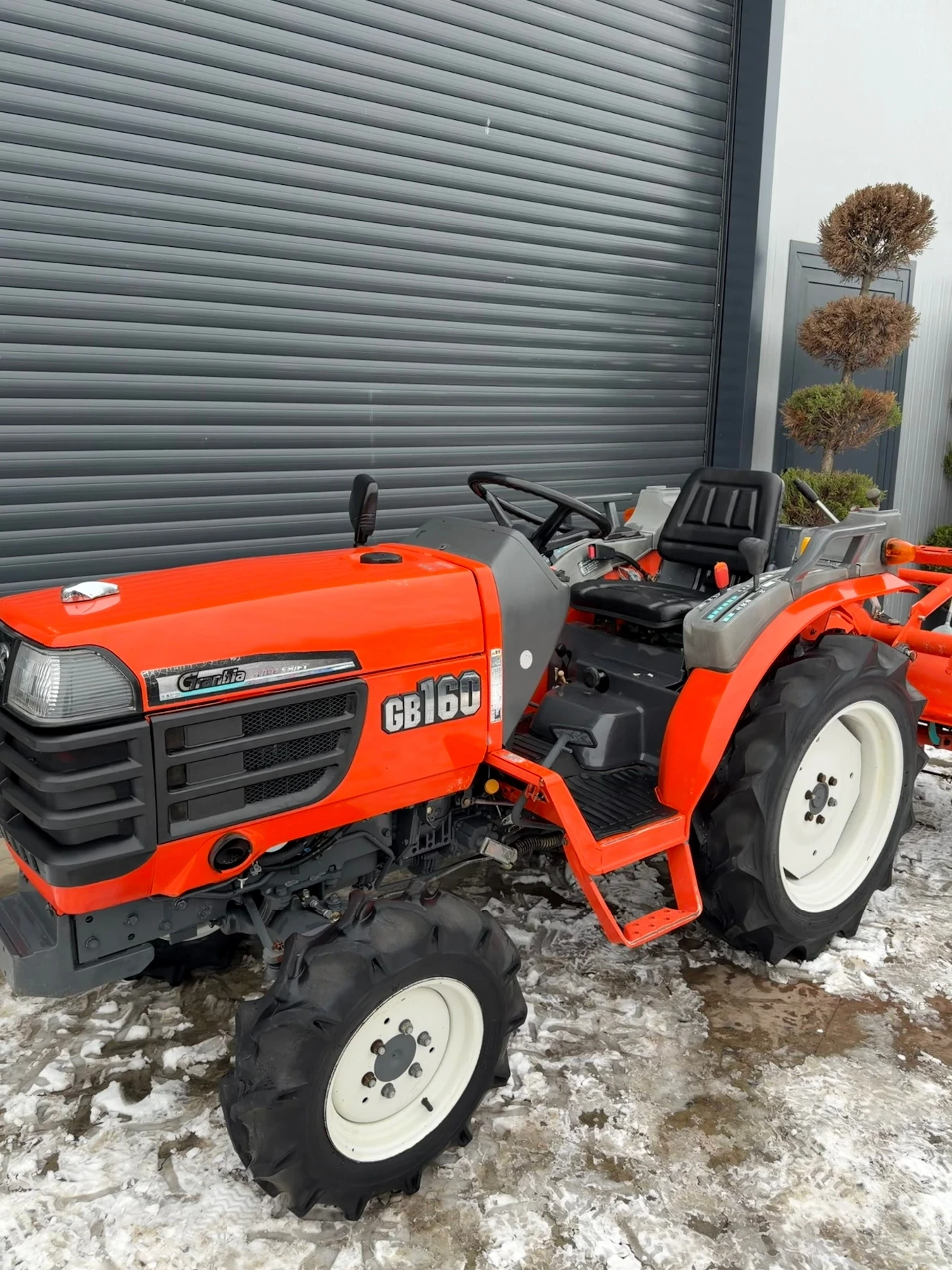 Трактор Kubota GB160 374мч. - изображение 7